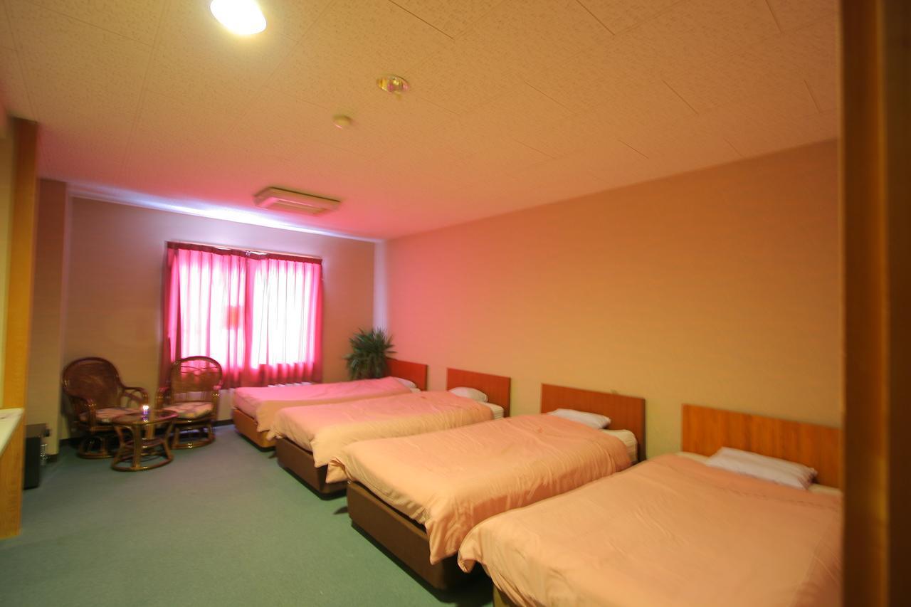 Hotel Araragi Яманучи Екстериор снимка