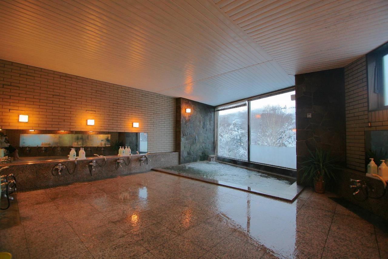 Hotel Araragi Яманучи Екстериор снимка