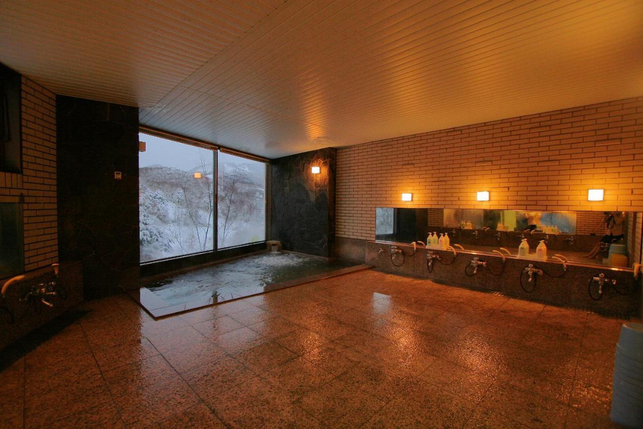 Hotel Araragi Яманучи Екстериор снимка
